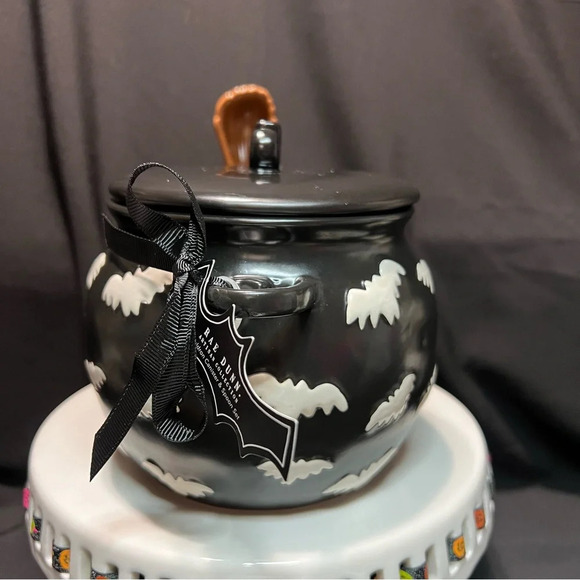 Rae Dunn Halloween 2024 Artisan Collection Ceramic Potion Cauldron Canister - Picture 5 of 13